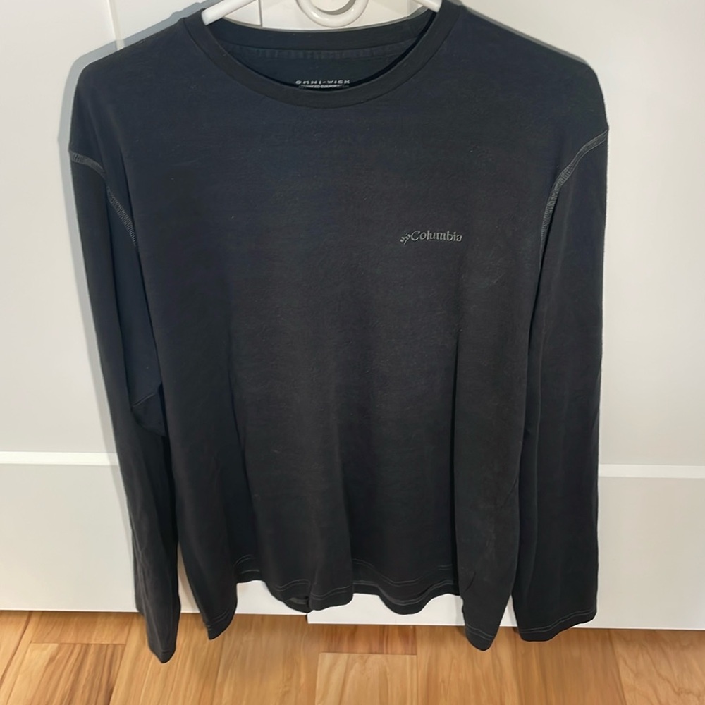 Columbia Omni-Wick Long Sleeve Shirt. Large